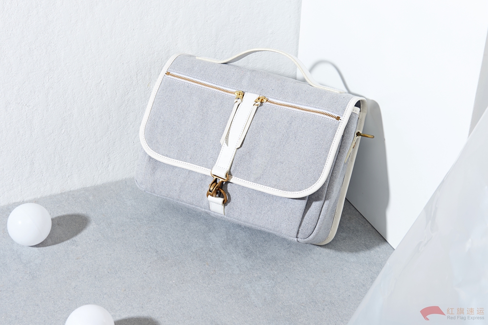 16397047122637.jpg 攝圖網(wǎng)_500990327_包包女士男士手提包錢包斜挎包背包(企業(yè)商用)_副本.jpg