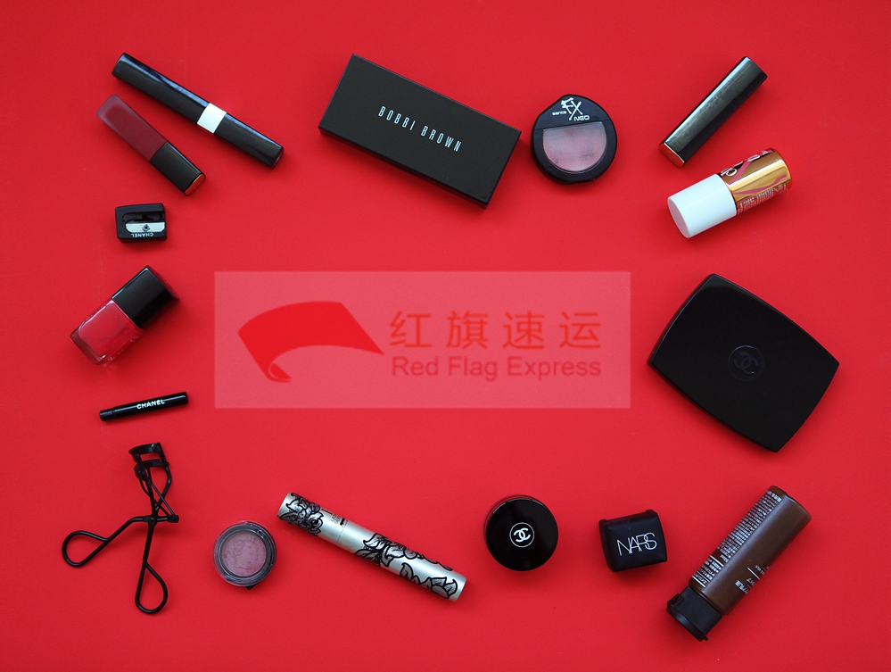 16553427283621.jpg 攝圖網_500567391_中國紅背景節(jié)日化妝品擺放(企業(yè)商用)_副本.jpg