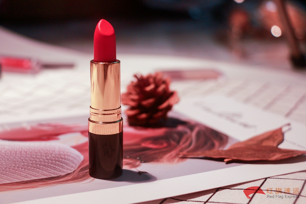 16554464748821.jpg 攝圖網_500617812_口紅(企業(yè)商用)_副本.jpg